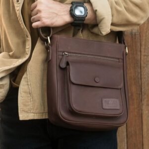 Garvi Slingbag - Tas Selempang Kerja Muat Tab Mesengger Bahu Pria Kulit Sapi Asli - La Vaches' Leather