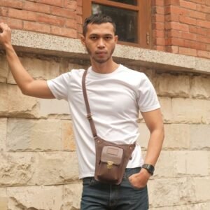 La Vaches' Leather - Tas Hp Selempang Bahu Pria dan Wanita Kulit Asli Original Kekinian - Antashena Phone Bag - Tas Hp Selempang Bahu Pria dan Wanita Kulit Asli Original Kekinian - Antashena