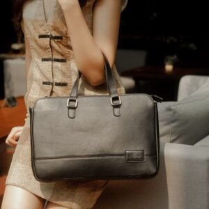 La Vaches Leather - Tas Laptop Kerja dan Santai untuk Pria Wanita Kulit Sapi Asli Original - Kiano