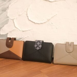 Leswan Leather - Dompet wanita kulis asli polos motif batik viral - CANTIKA