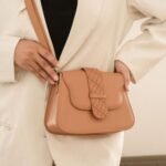 Leswan leather- Tas jenis Flap bag wanita berbahan kulit asli dengan aksen batik viral - LUCIA