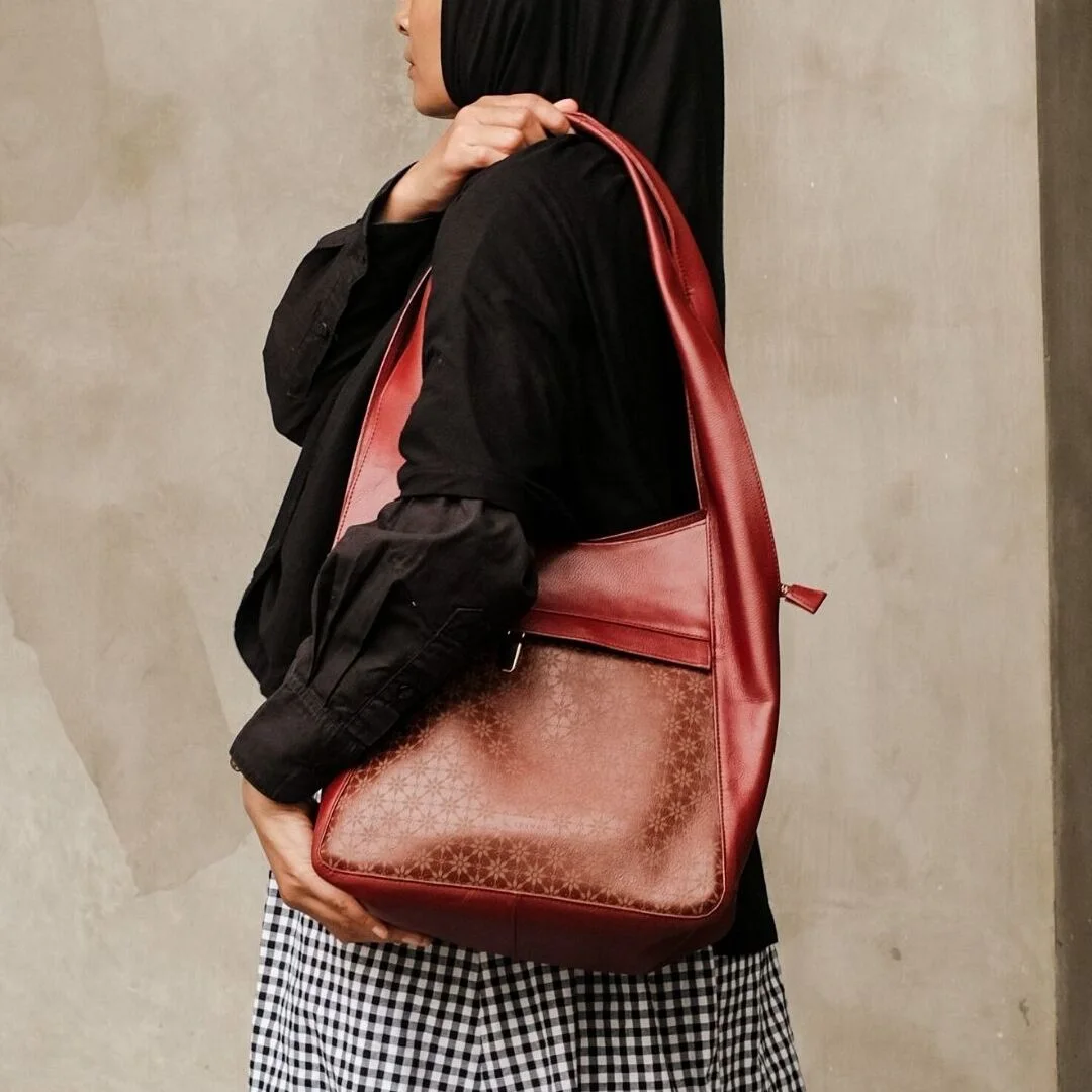 Raina Hobo