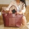 Leswan Leather - Tas Tote bag wanita kulit asli motif batik viral - TANIA