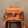Alkhansa Bag - Tas Selempang Bahu Kerja Traveling Pria Wanita Kulit Asli - La Vaches' Leather