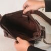 Garvi Slingbag - Tas Selempang Kerja Muat Tab Mesengger Bahu Pria Kulit Sapi Asli - La Vaches' Leather