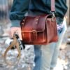 La Vaches' Leather - Tas Kamera Mirrorless DSLR Kulit Asli Bisa untuk Sony Fujifilm dll - Medium Bag