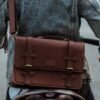 La Vaches' Leather - Postman Bag, Tas Kantor Laptop, Tas Laptop Kulit Asli - Sadhara Bag