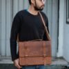La Vaches' Leather - Postman Bag, Tas Kantor Laptop, Tas Laptop Kulit Asli - Sadhara Bag
