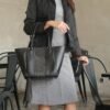 Leswan Leather - Tas Shoulder bag Tote bag wanita kulit asli motif batik viral - MAIRA